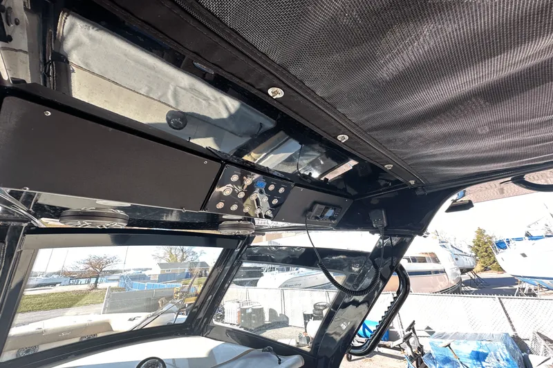 Slide: The Image of Scout 305 LXF 2023 - 21