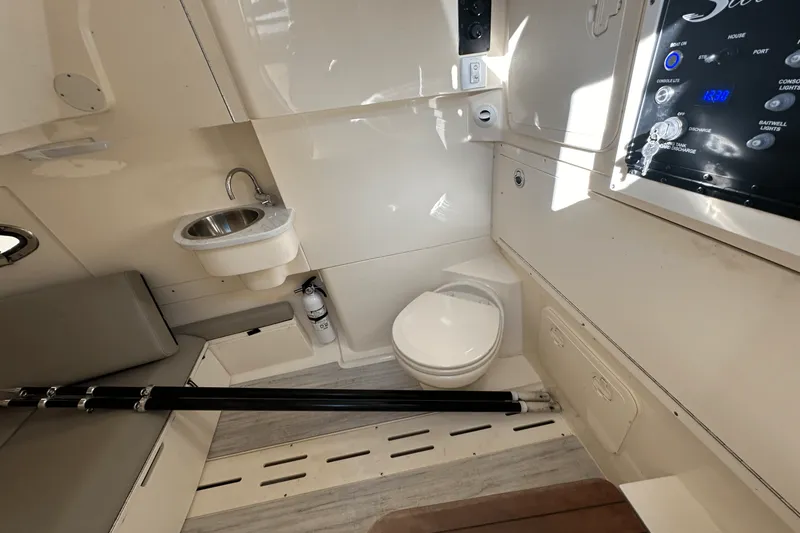 Slide: The Image of Scout 305 LXF 2023 - 23