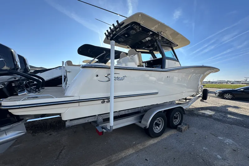 Slide: The Image of Scout 305 LXF 2023 - 32