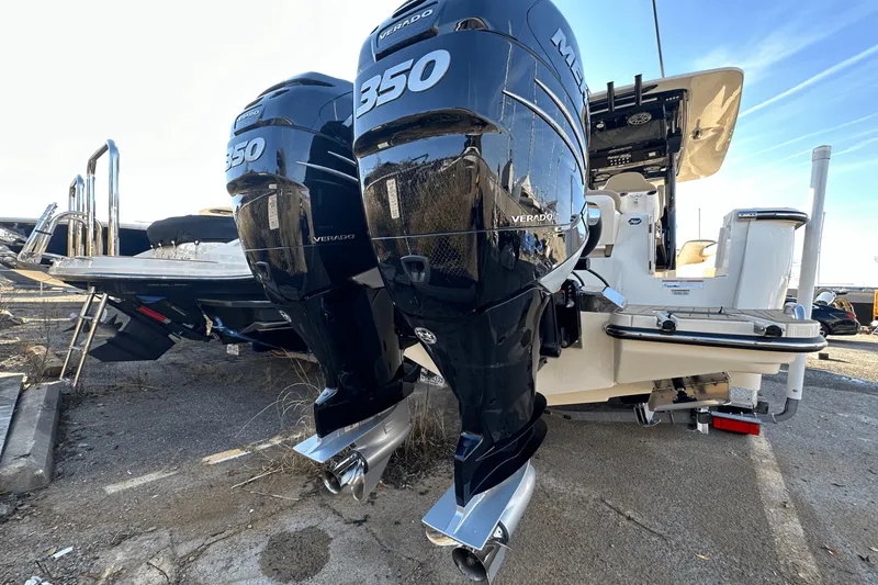 Slide: The Image of Scout 305 LXF 2023 - 5