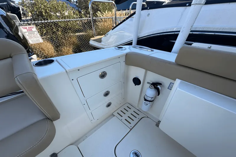 Slide: The Image of Scout 305 LXF 2023 - 9