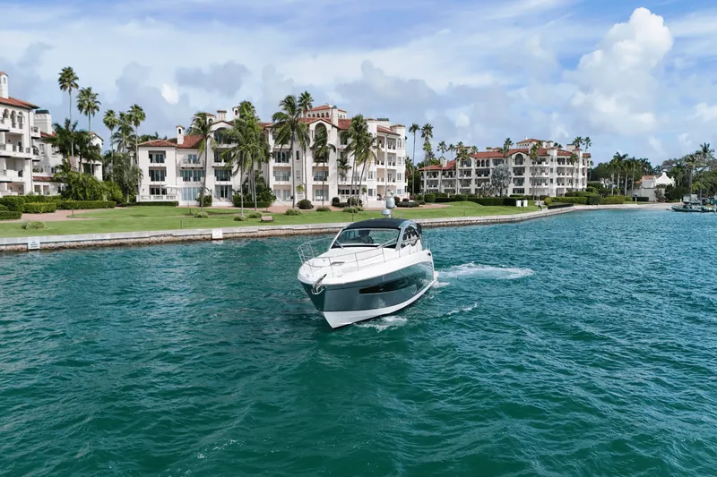 Slide: The Image of Azimut Atlantis 45 2022 - 6