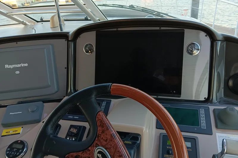 Slide: The Image of Sea Ray Sundancer 520 2007 - 8