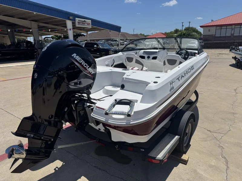 Slide: The Image of Tahoe® 185 S 2022 - 2
