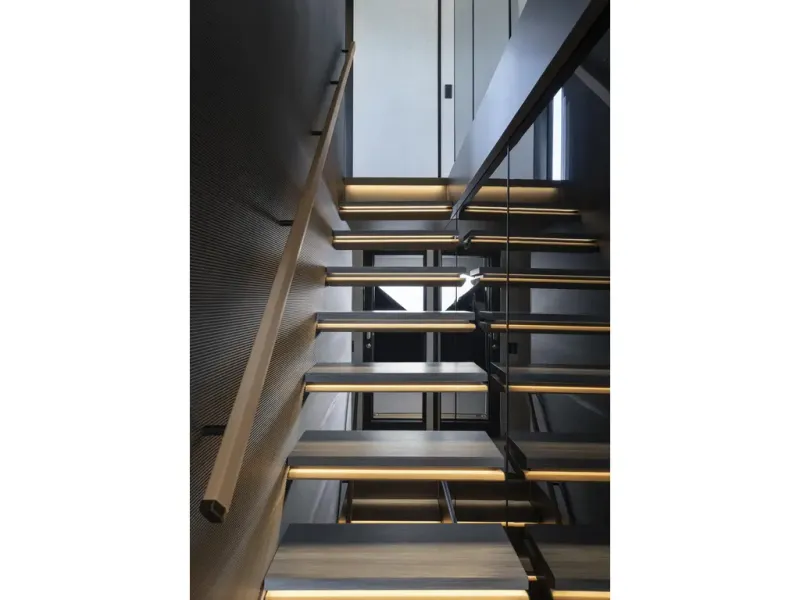 Slide: The Image of Azimut GRANDE 30M 2026 - 10