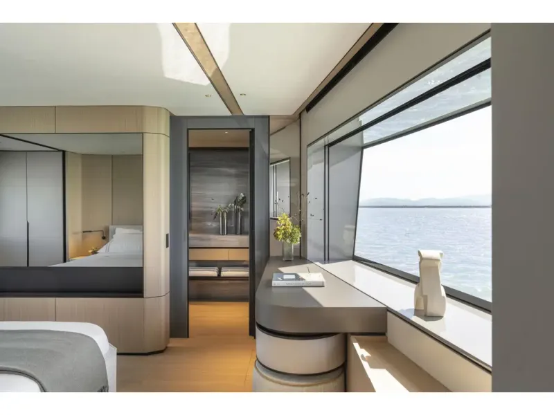 Slide: The Image of Azimut GRANDE 30M 2026 - 12