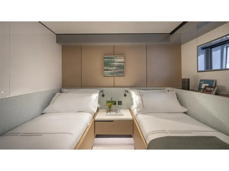 Slide: The Image of Azimut GRANDE 30M 2026 - 14