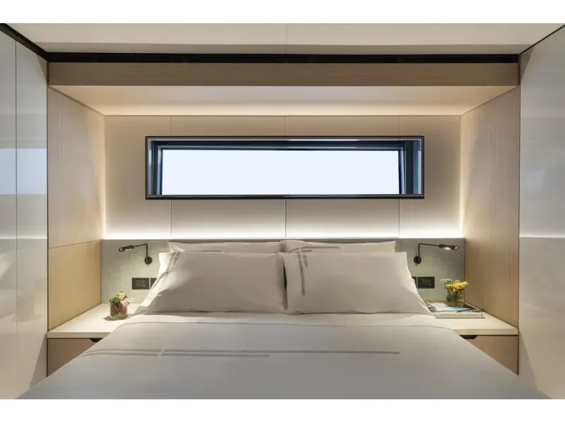 Slide: The Image of Azimut GRANDE 30M 2026 - 15