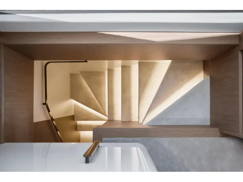 Slide: The Image of Azimut FLY 82 2026 - 13