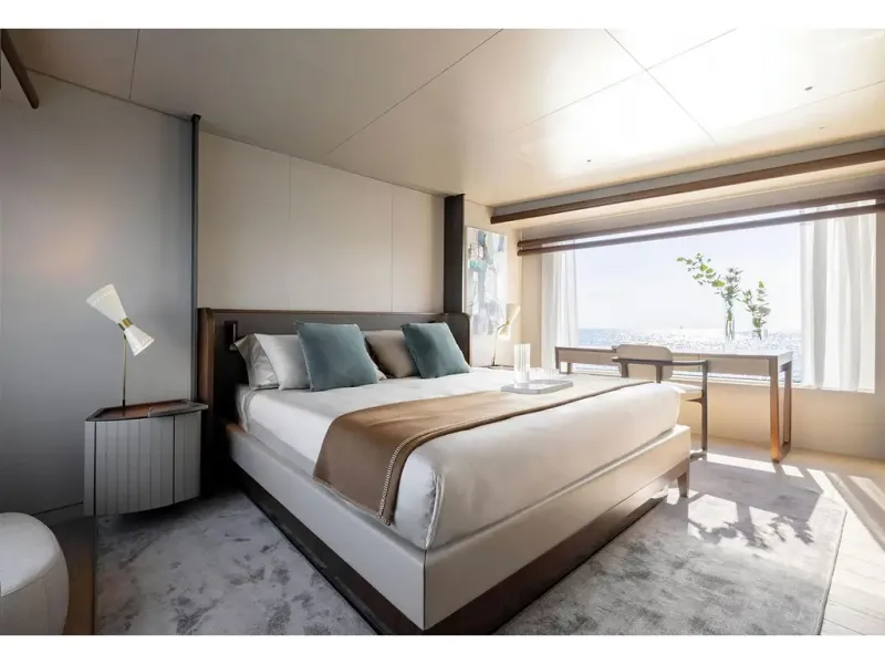 Slide: The Image of Azimut MAGELLANO 30M 2026 - 15