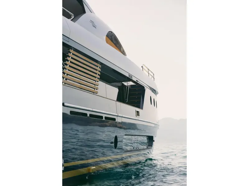 Slide: The Image of Azimut MAGELLANO 30M 2026 - 8