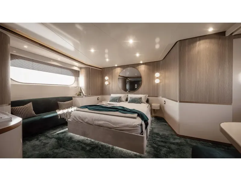 Slide: The Image of Azimut MAGELLANO 25M 2026 - 21