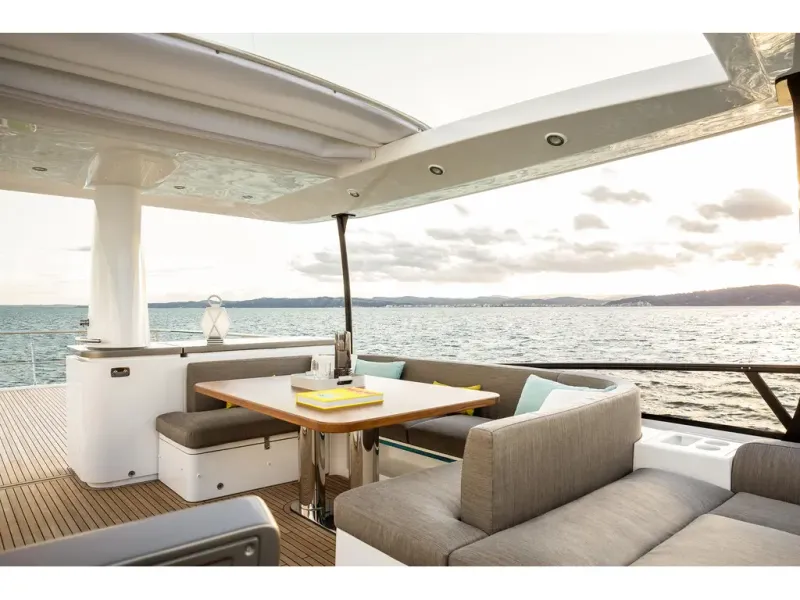 Slide: The Image of Azimut MAGELLANO 66 2026 - 28