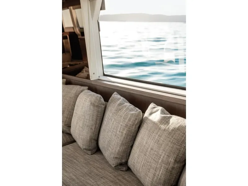 Slide: The Image of Azimut MAGELLANO 66 2026 - 61