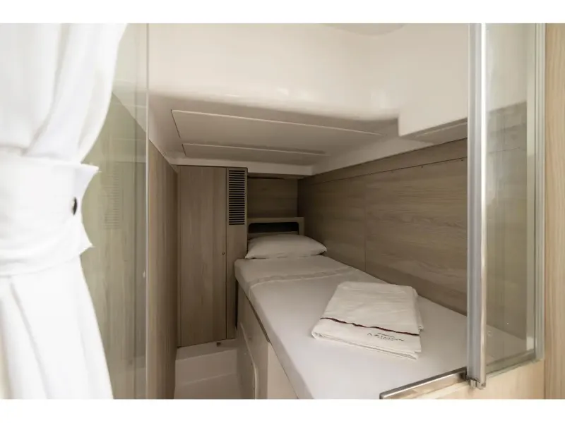 Slide: The Image of Azimut MAGELLANO 60 2026 - 22