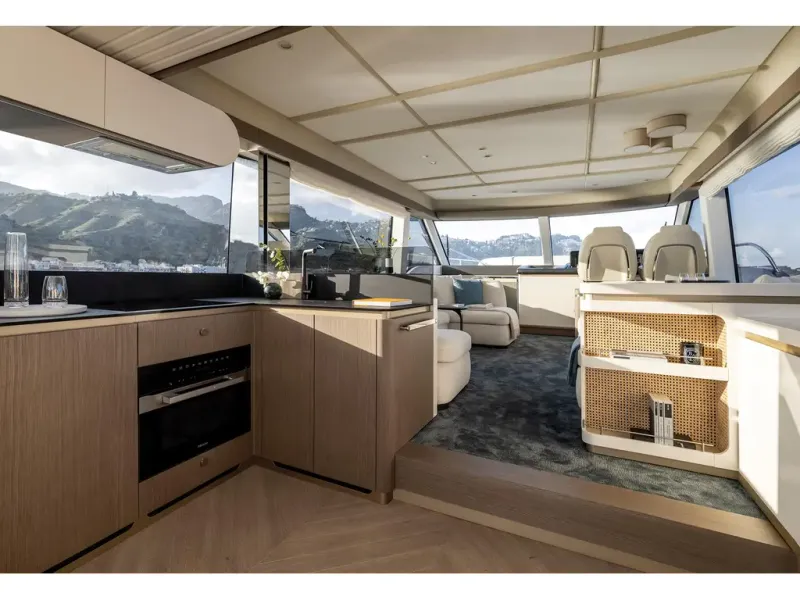 Slide: The Image of Azimut MAGELLANO 60 2026 - 38