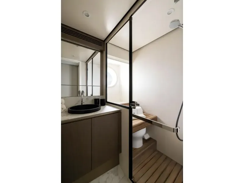 Slide: The Image of Azimut MAGELLANO 60 2026 - 40