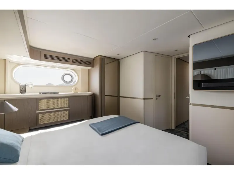 Slide: The Image of Azimut MAGELLANO 60 2026 - 44