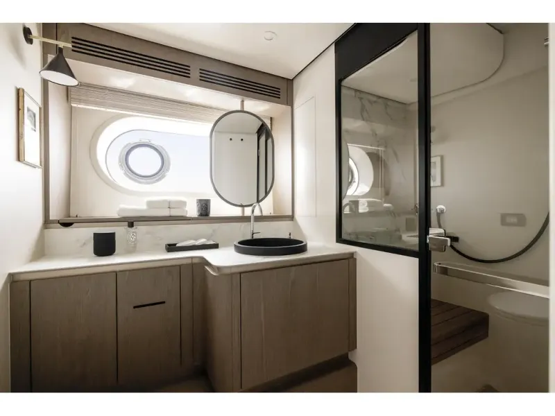 Slide: The Image of Azimut MAGELLANO 60 2026 - 45