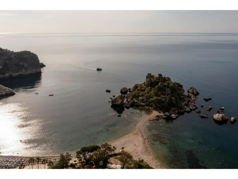 Slide: The Image of Azimut MAGELLANO 60 2026 - 47