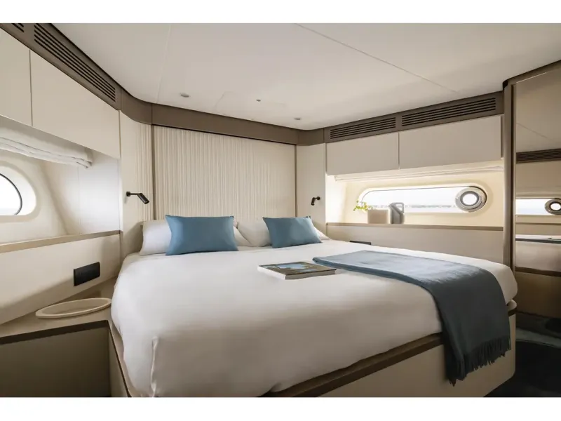 Slide: The Image of Azimut MAGELLANO 60 2026 - 54