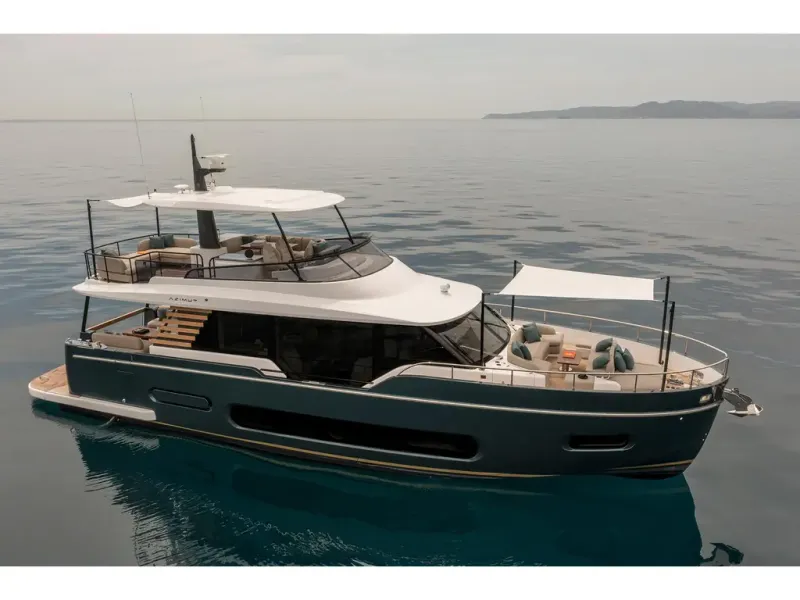 Slide: The Image of Azimut MAGELLANO 60 2026 - 7