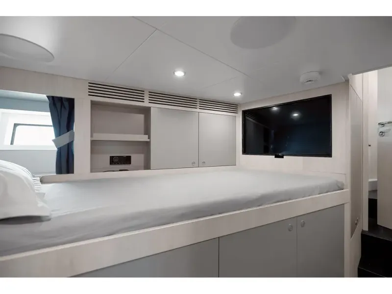 Slide: The Image of Azimut GRANDE TRIDECK 2026 - 18