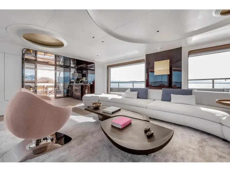 Slide: The Image of Azimut GRANDE TRIDECK 2026 - 31