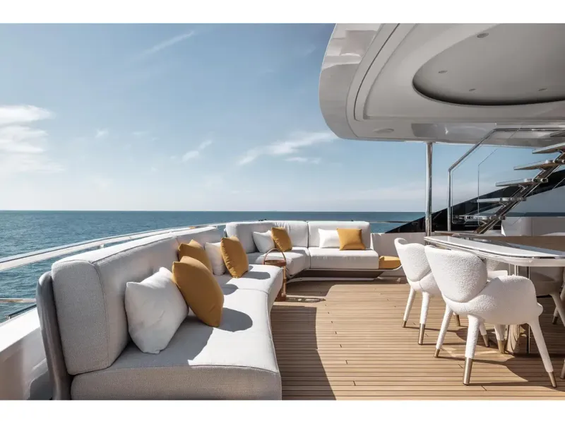 Slide: The Image of Azimut GRANDE TRIDECK 2026 - 68