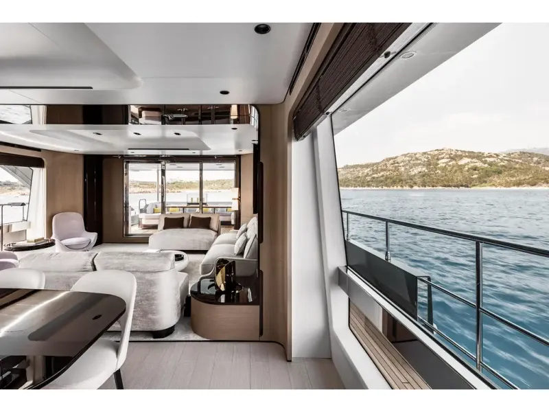 Slide: The Image of Azimut GRANDE 27M 2026 - 25