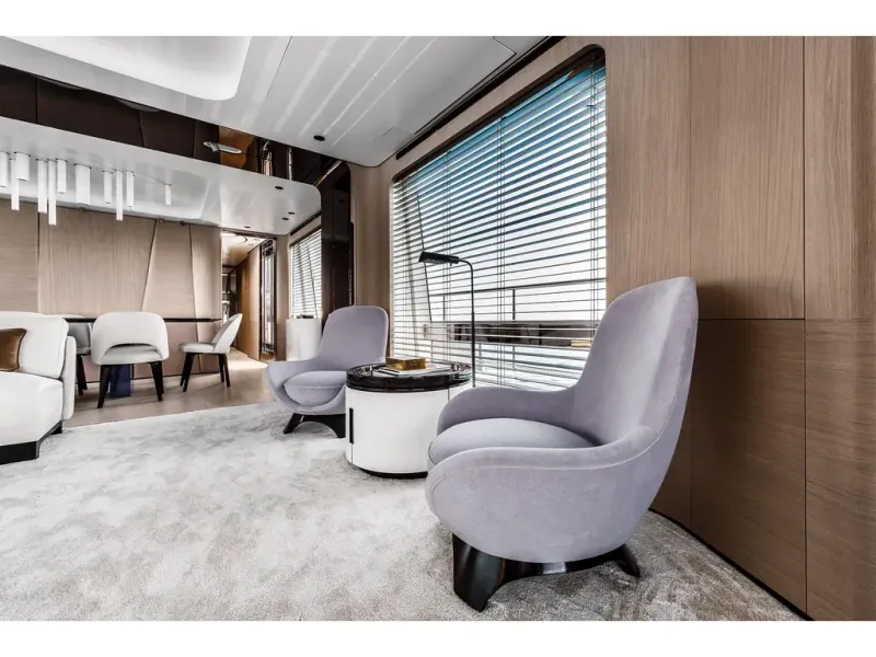 Slide: The Image of Azimut GRANDE 27M 2026 - 27