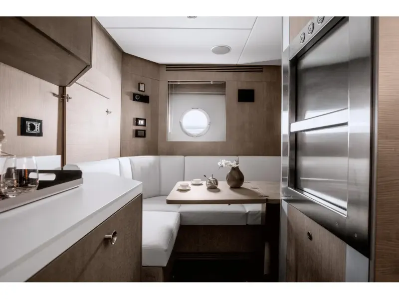 Slide: The Image of Azimut S10 2026 - 10