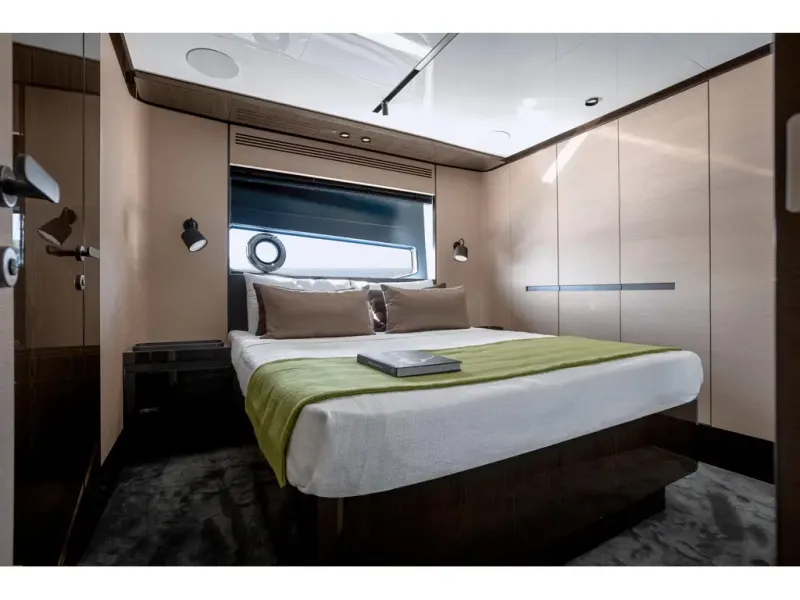 Slide: The Image of Azimut S10 2026 - 39