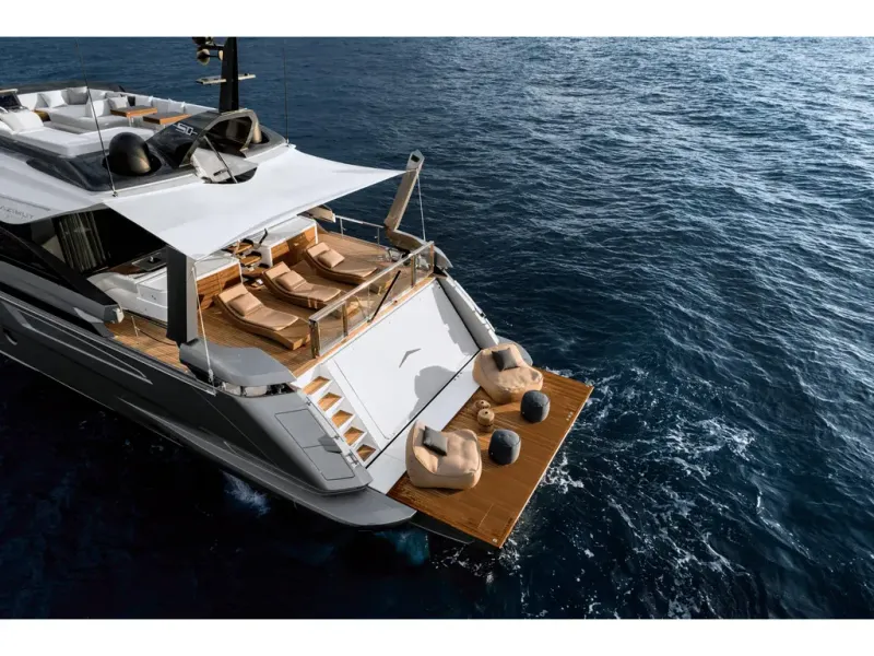 Slide: The Image of Azimut S10 2026 - 5