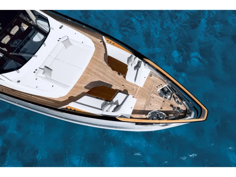 Slide: The Image of Azimut S10 2026 - 6