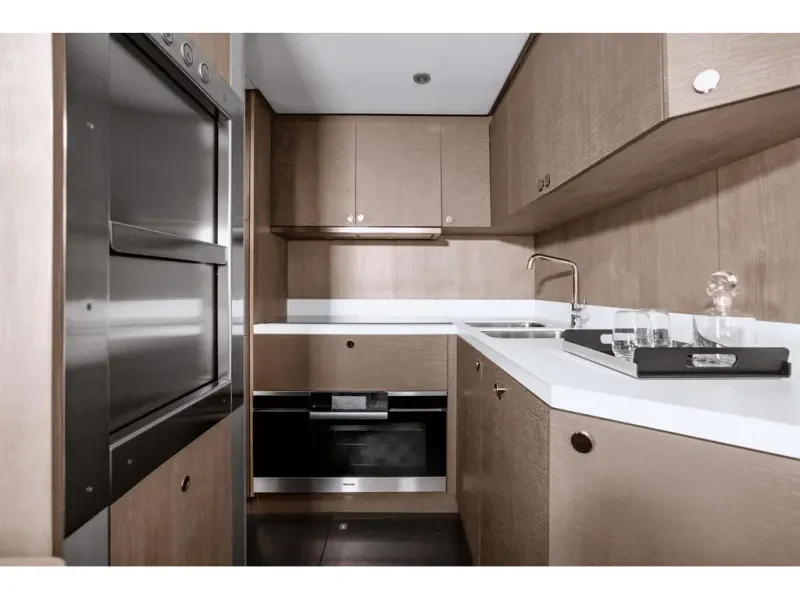 Slide: The Image of Azimut S10 2026 - 9