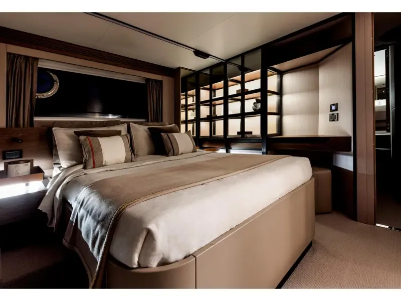 Slide: The Image of Azimut S7 2026 - 25