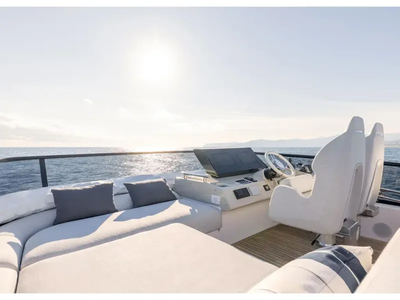 Slide: The Image of Azimut S7 2026 - 9