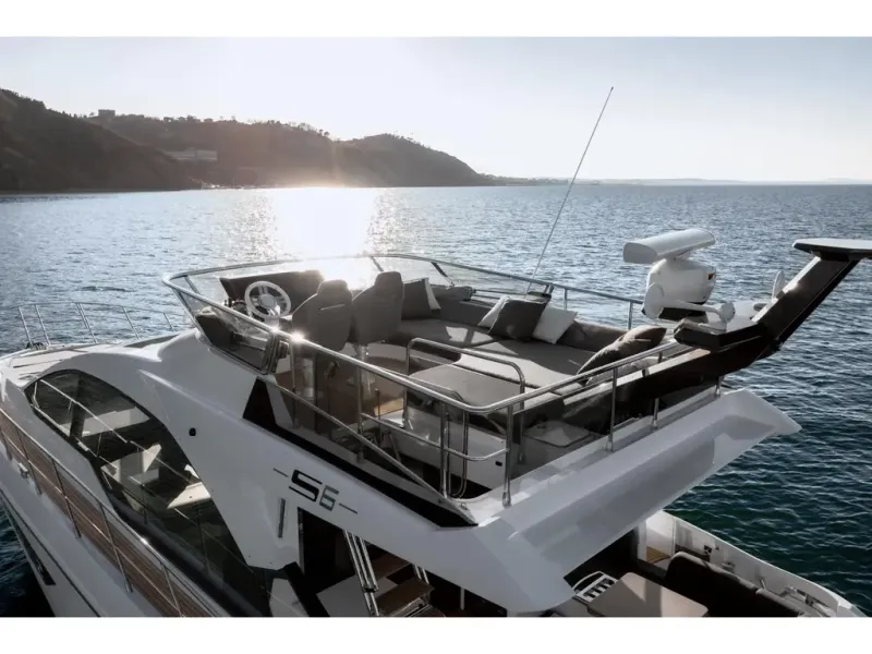 Slide: The Image of Azimut S6 2026 - 21