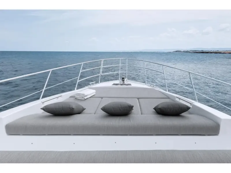 Slide: The Image of Azimut S6 2026 - 28