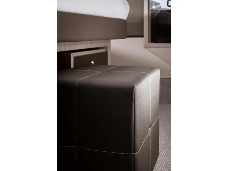 Slide: The Image of Azimut ATLANTIS 51 2026 - 20