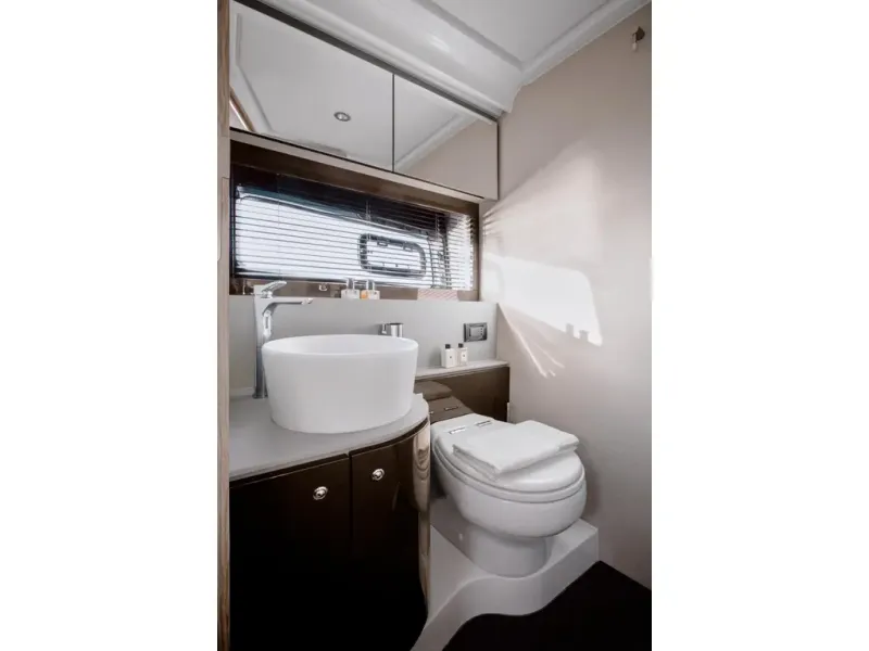 Slide: The Image of Azimut ATLANTIS 51 2026 - 24