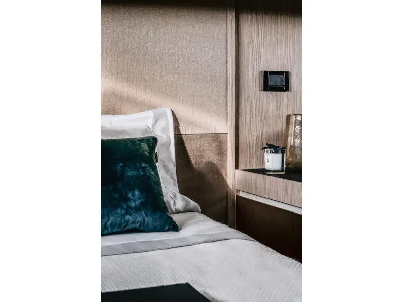 Slide: The Image of Azimut ATLANTIS 51 2026 - 27