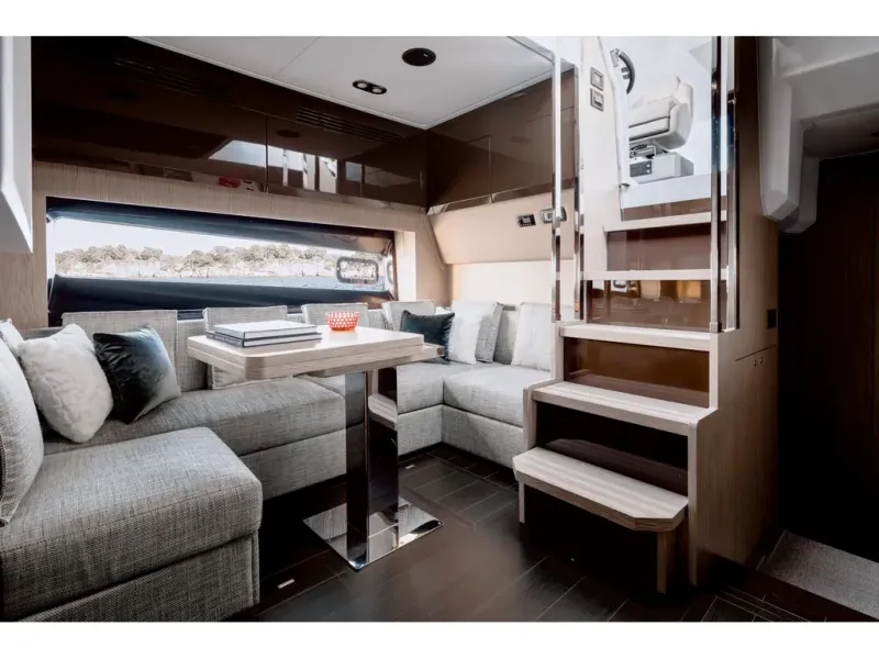 Slide: The Image of Azimut ATLANTIS 51 2026 - 6