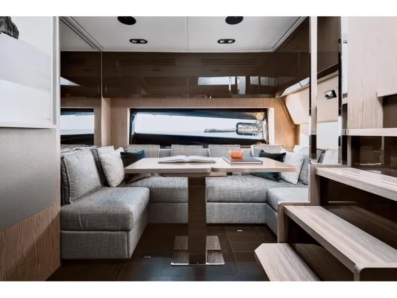 Slide: The Image of Azimut ATLANTIS 51 2026 - 8