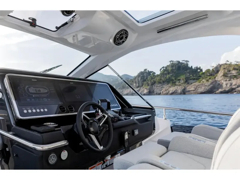 Slide: The Image of Azimut Verve 48 2026 - 26