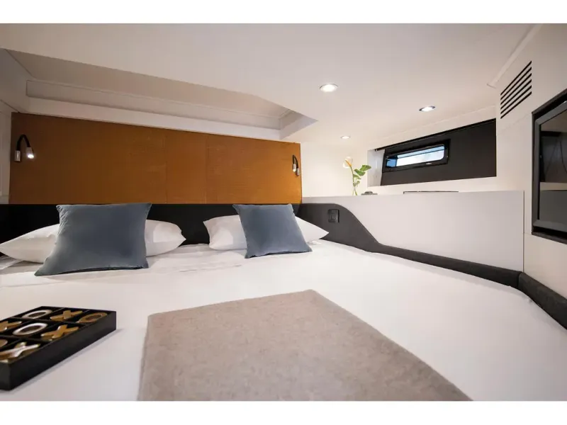 Slide: The Image of Azimut Verve 48 2026 - 31