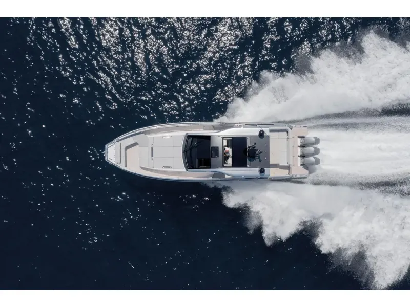 Slide: The Image of Azimut Verve 48 2026 - 32