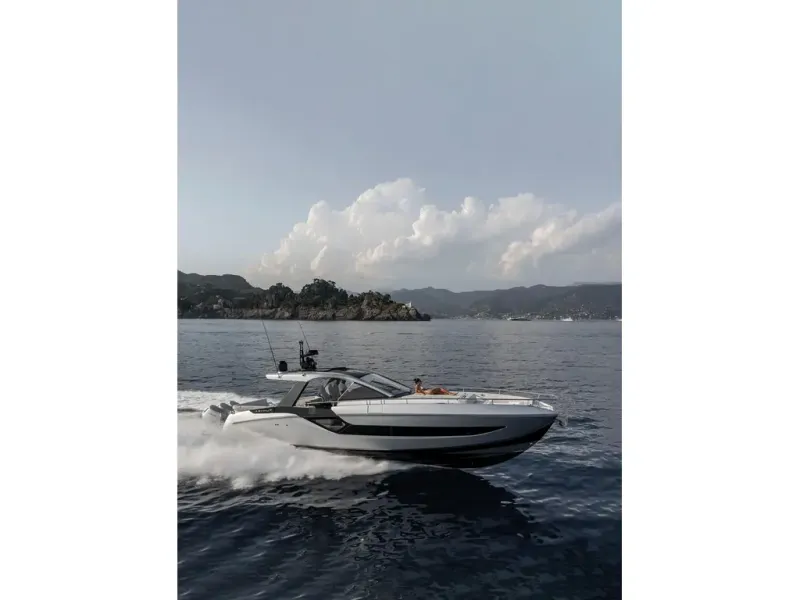 Slide: The Image of Azimut Verve 48 2026 - 36