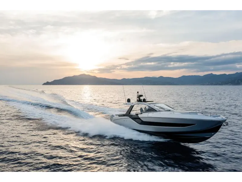 Slide: The Image of Azimut Verve 48 2026 - 40